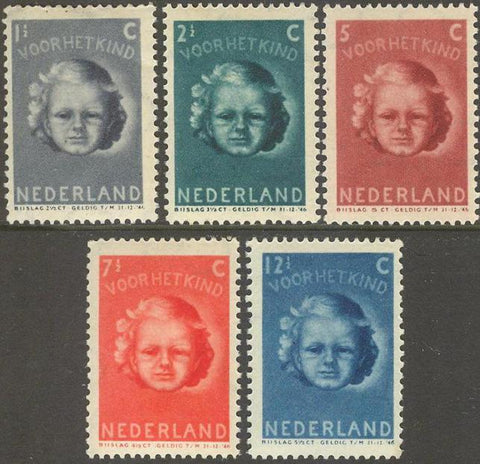 Kinderpostzegels 1945