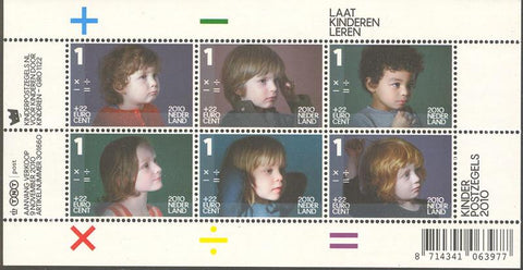 2776 Kinderpostzegels 2010