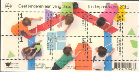 2886 Kinderpostzegels Nederland 2011