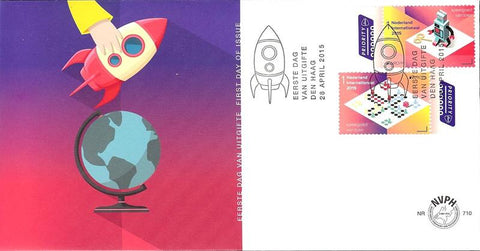 3285-E710 Speelgoed van toen Nederland 2015